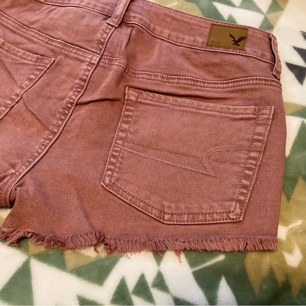 American Eagle Pink Hi-Rise Festival Shortie Distressed Jean Shorts Size: 6 - Picture 7 of 11